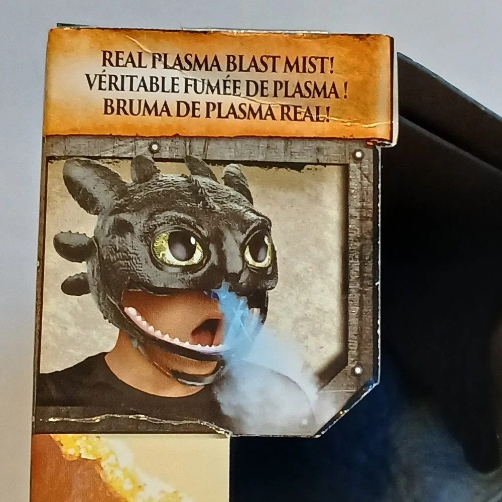 DreamWorks How to Train Your Dragon Toothless Blast & Roar Mask - New In Box!
